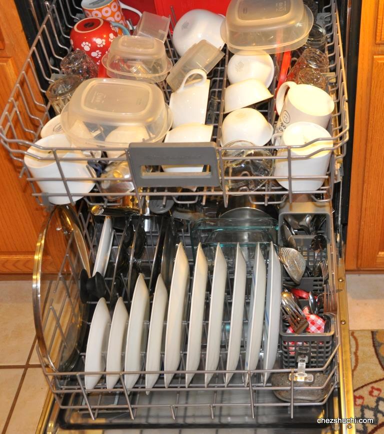 Loading a Dishwasher Correctly